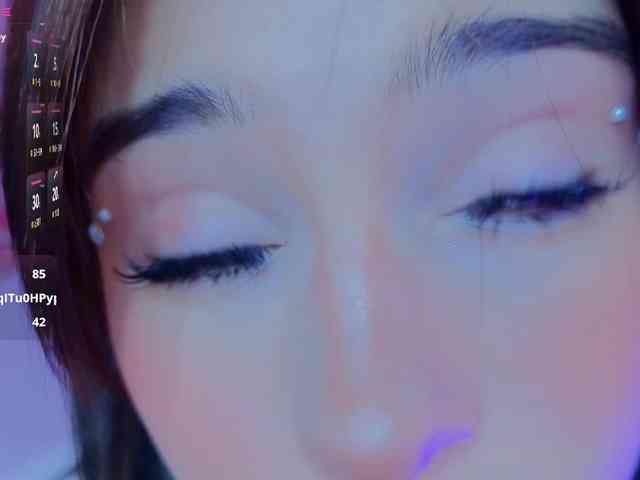 CoralineJones Sex Cam Show