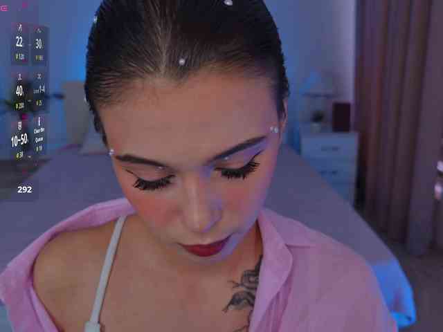 CoralineJones webcam
