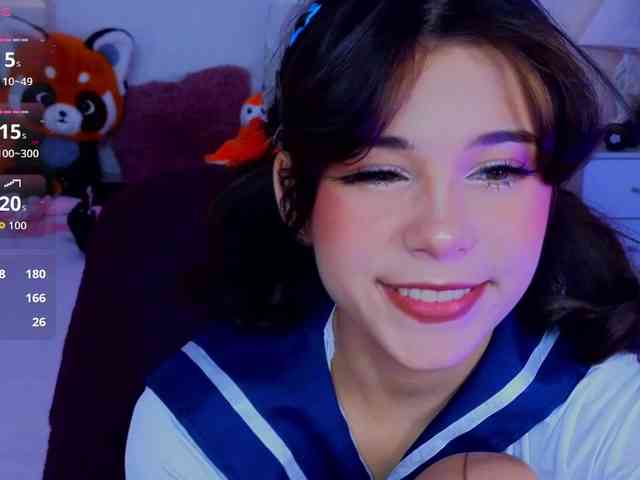 CoralineJones webcam