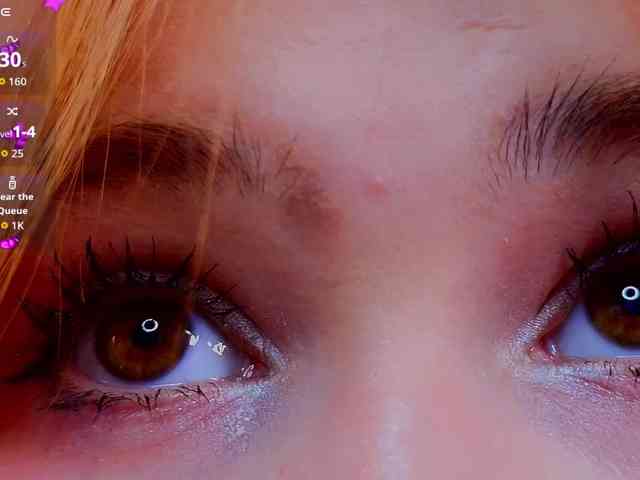 CoralineJones webcam