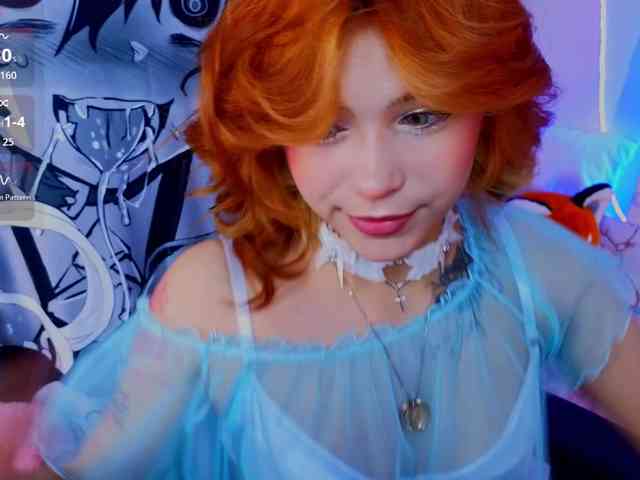 CoralineJones webcam