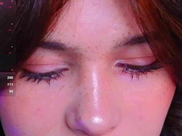 CoralineJones webcam