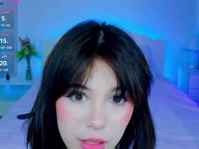 CoralineJones webcam