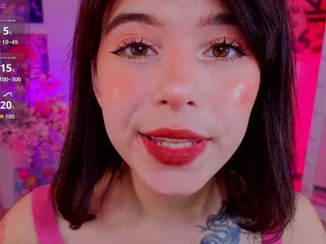 CoralineJones webcam