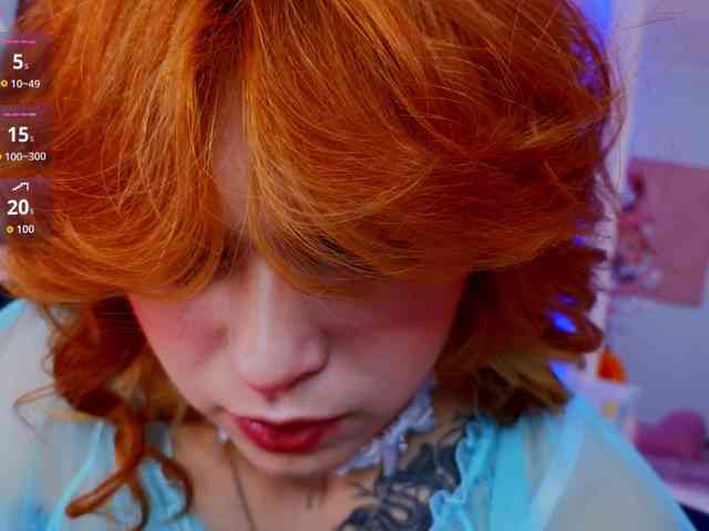 CoralineJones webcam