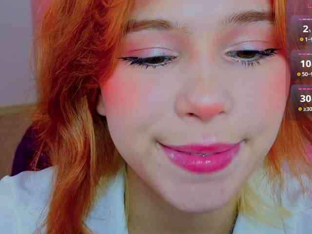 CoralineJones webcam