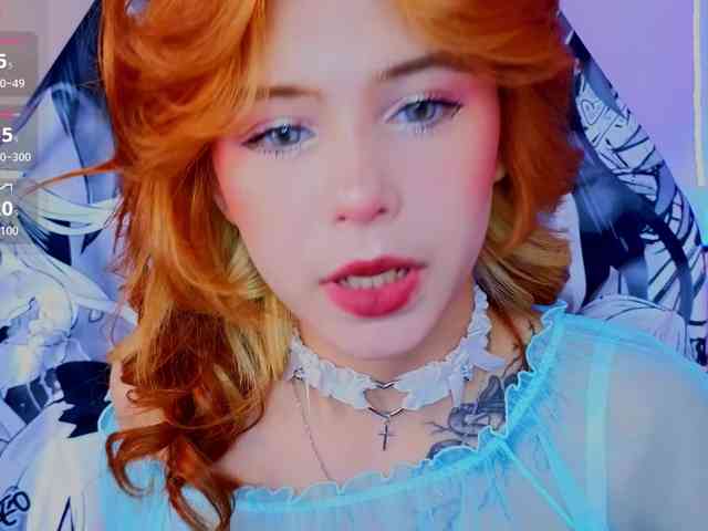 CoralineJones webcam