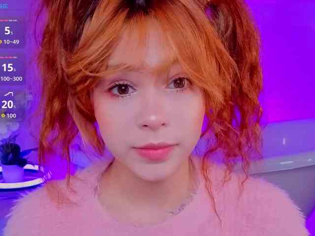 CoralineJones webcam