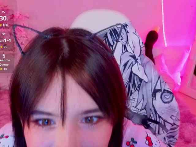 CoralineJones webcam