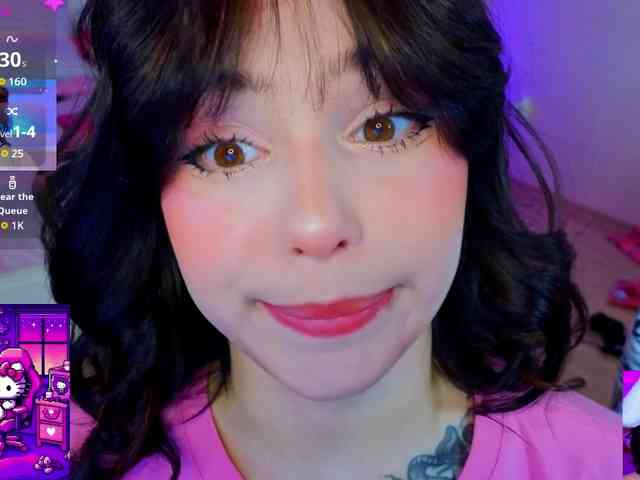CoralineJones webcam
