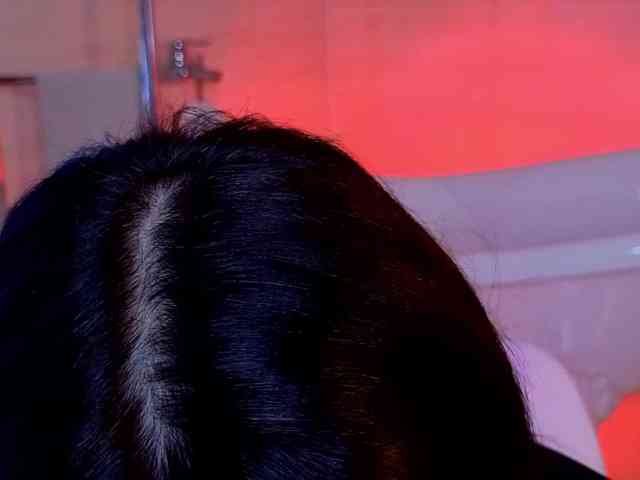 CoralineJones webcam