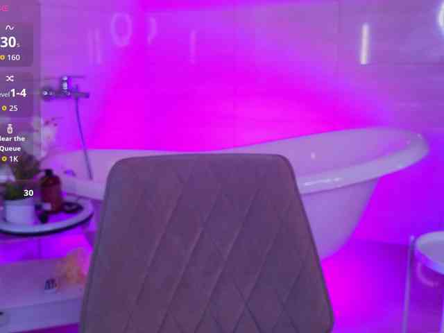 CoralineJones webcam