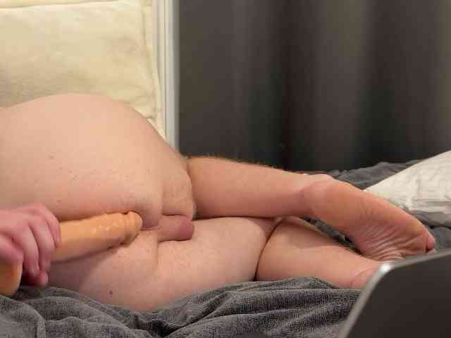 Redchanel1's cam show statistics and live stream