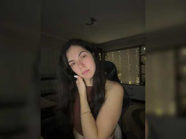 Vika19981 live cam preview