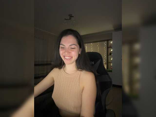 Vika19981 live cam on BongaCams