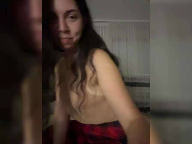 Vika19981 live cam on BongaCams