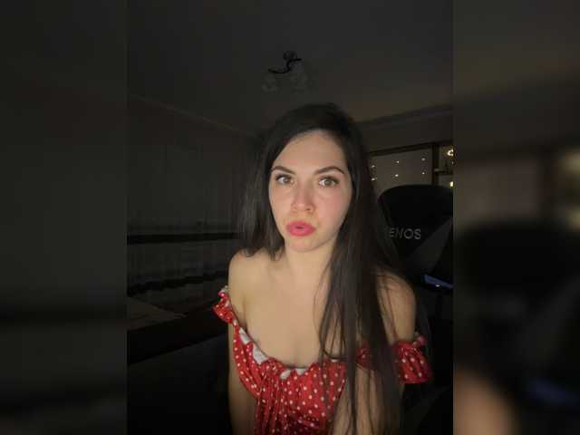Vika19981 live cam preview