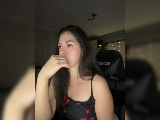 Vika19981 live cam