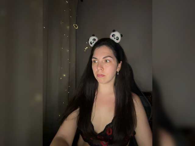 Vika19981 live cam on BongaCams
