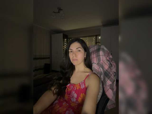 Vika19981 live cam on BongaCams
