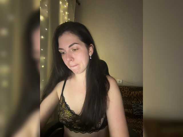 Vika19981 live cam on BongaCams
