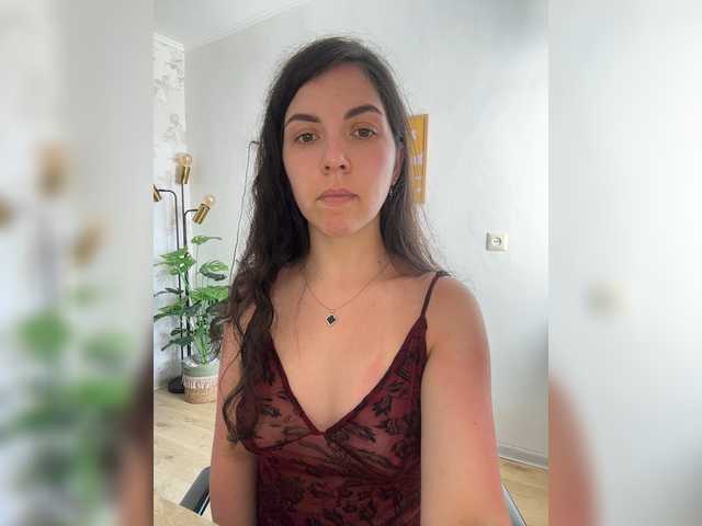 Vika19981 live cam on BongaCams