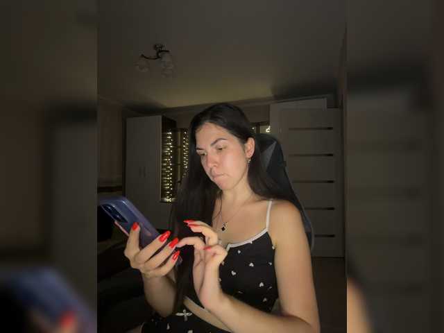 Vika19981 live cam on BongaCams