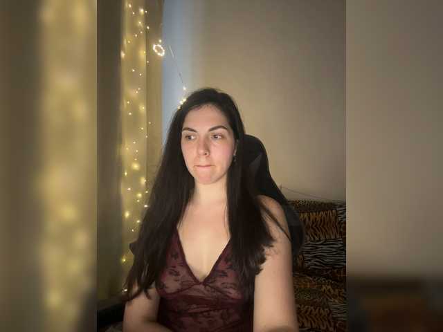 Vika19981 live cam on BongaCams