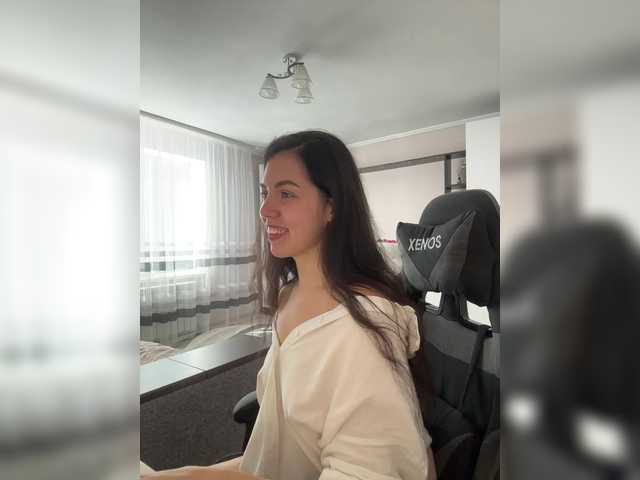 Vika19981 — live female cam