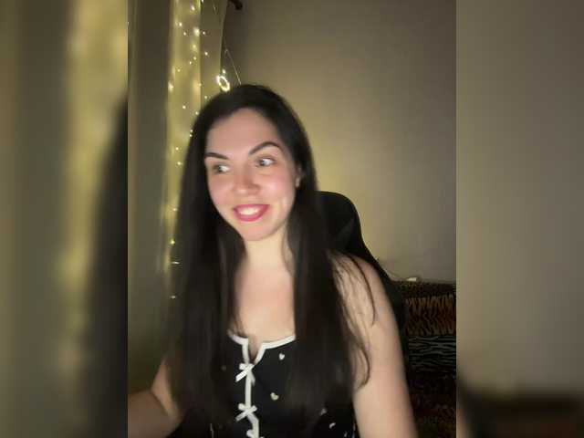 Vika19981 live cam on BongaCams
