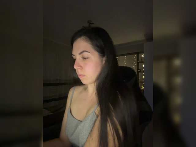 Vika19981 live cam on BongaCams
