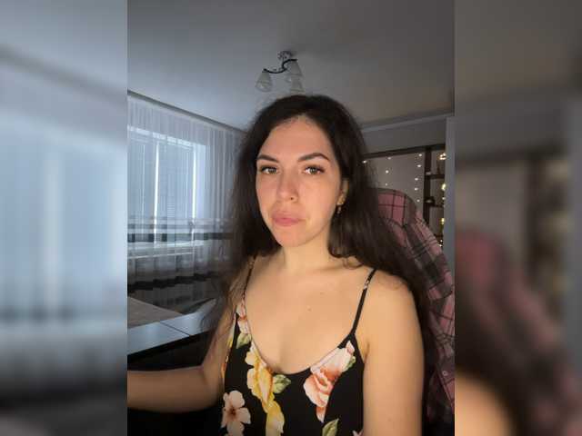 Vika19981 live cam on BongaCams