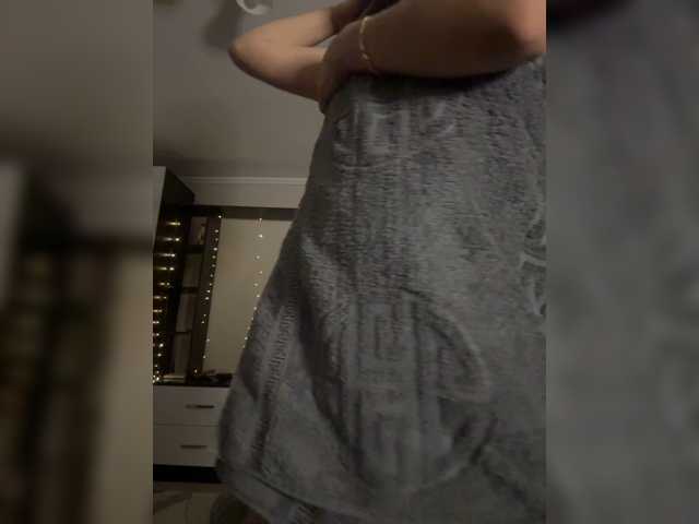 Vika19981 live cam on BongaCams