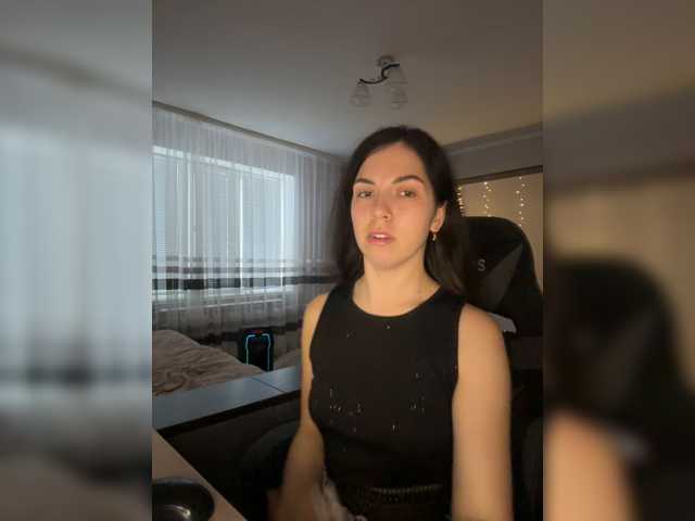 Vika19981 live cam on BongaCams
