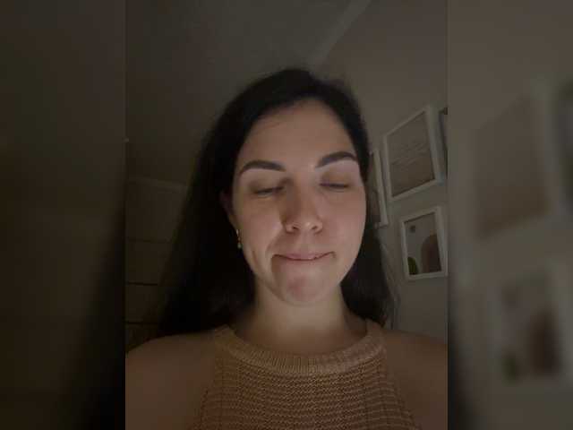 Vika19981 live cam on BongaCams