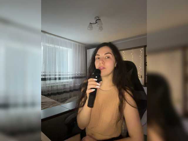 Vika19981 live cam preview