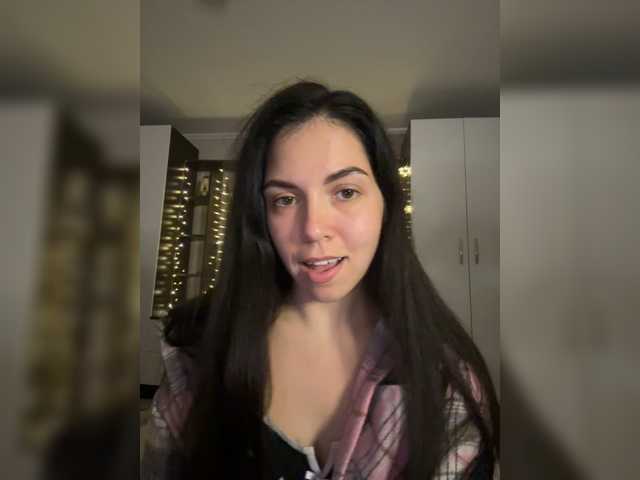 Vika19981 live cam on BongaCams