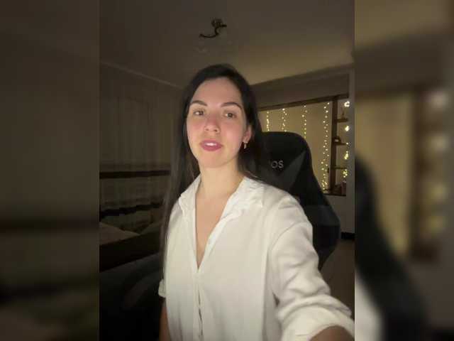 Vika19981 live cam on BongaCams
