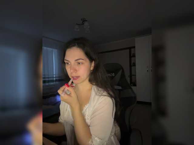 Vika19981 live cam preview