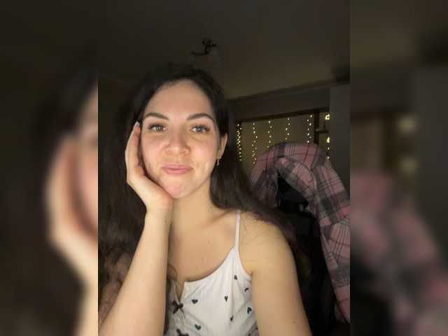 Vika19981 live cam on BongaCams