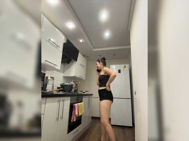 Vika19981 live cam on BongaCams