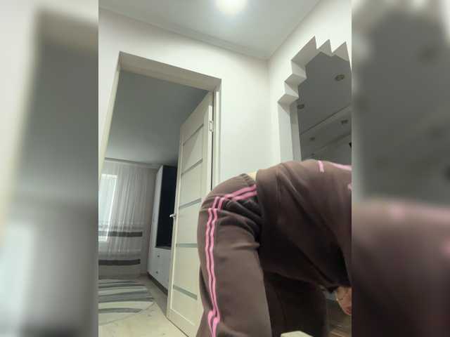 Vika19981 live cam on BongaCams