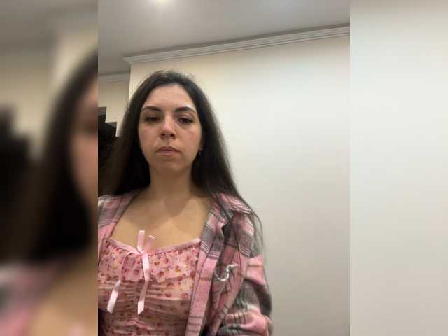Vika19981 live cam on BongaCams