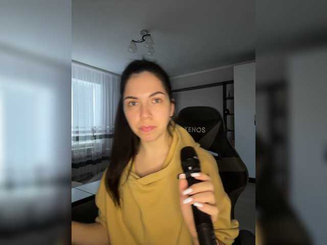 Vika19981 live cam preview
