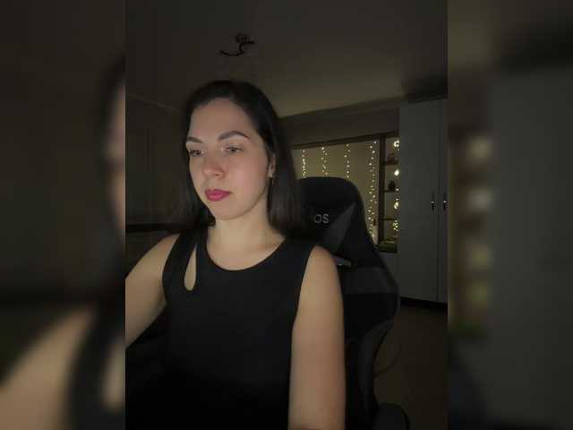 Vika19981 live cam on BongaCams