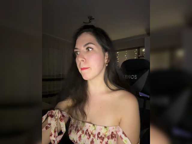 Vika19981 live cam on BongaCams