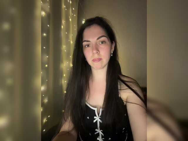 Vika19981 live cam on BongaCams