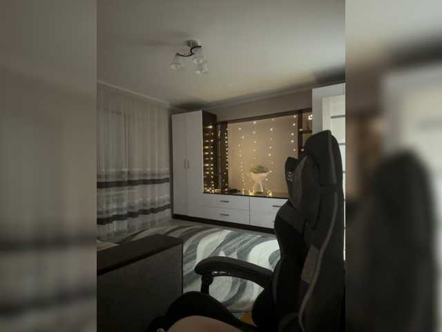 Vika19981 live cam