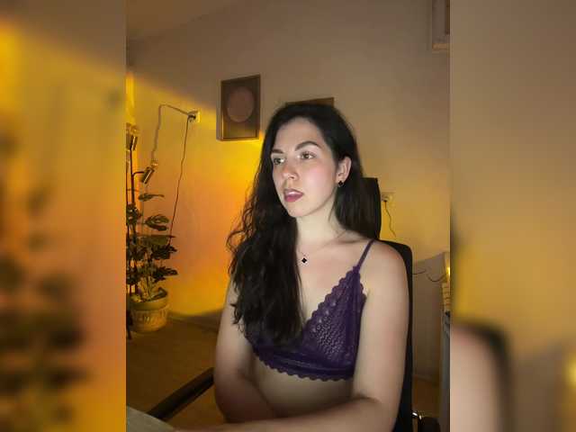 Vika19981 live cam