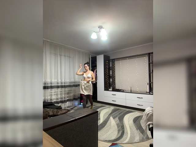Vika19981 live cam preview
